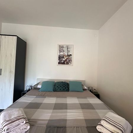 Studio Apartment Coce Trogir Exterior foto