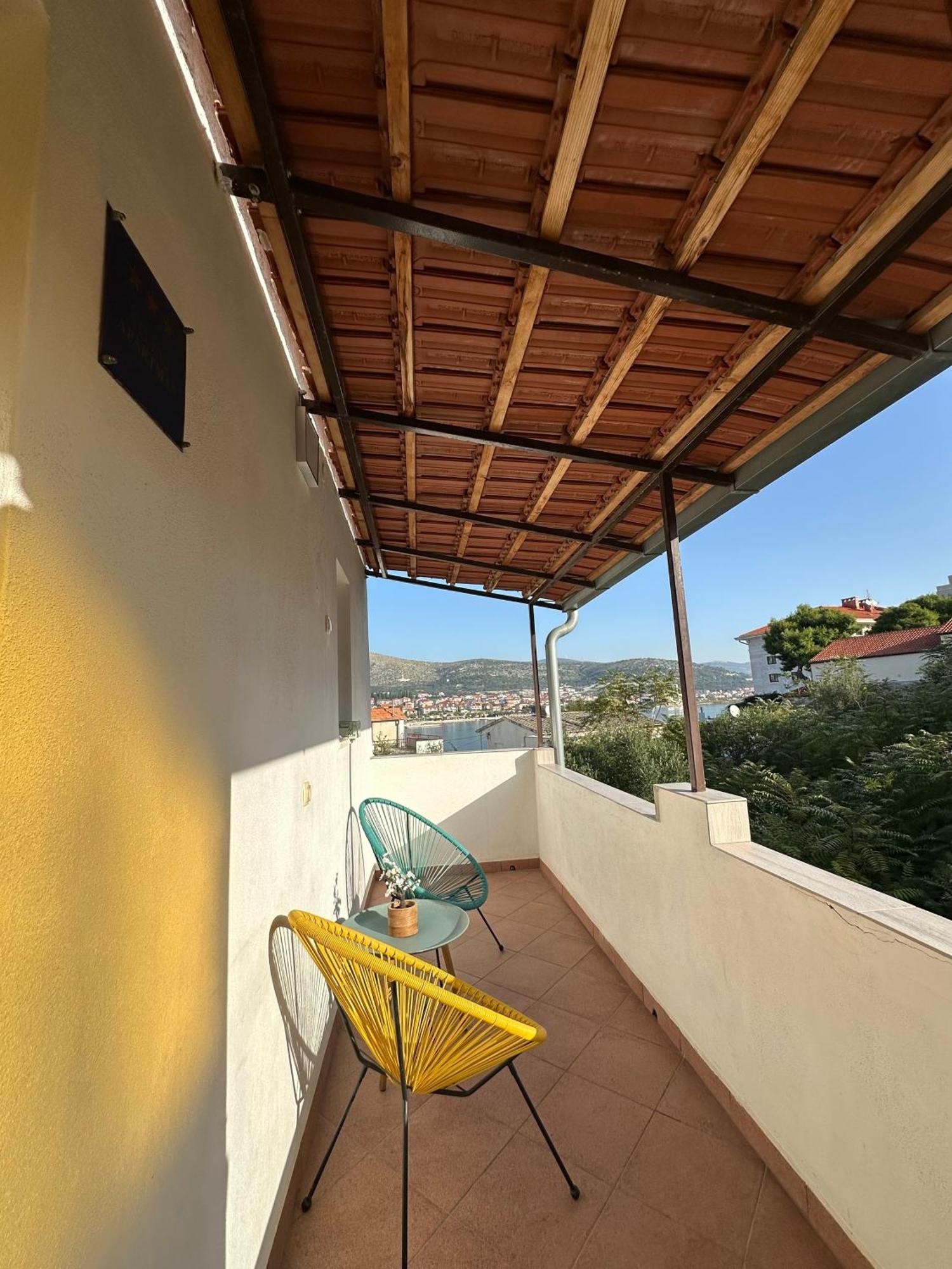 Studio Apartment Coce Trogir Exterior foto